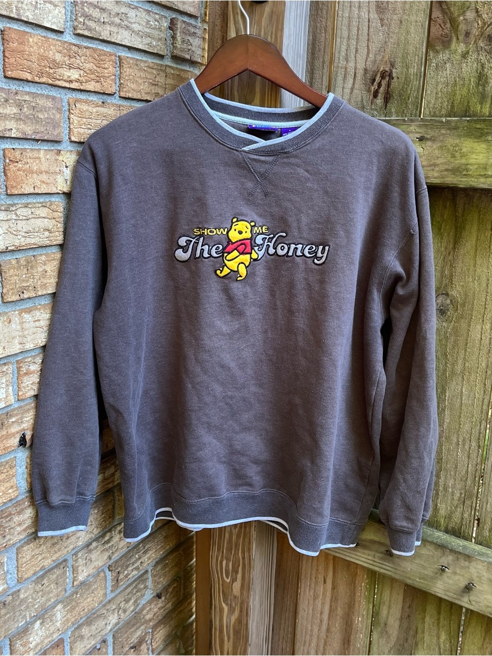Vintage Gray “Show Me The Honey” Winnie-the-Pooh Crewneck Sweatshirt